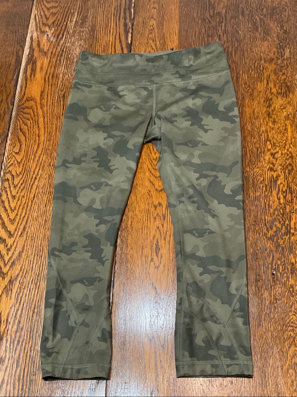 Lululemon Olive Camo Capri Leggings